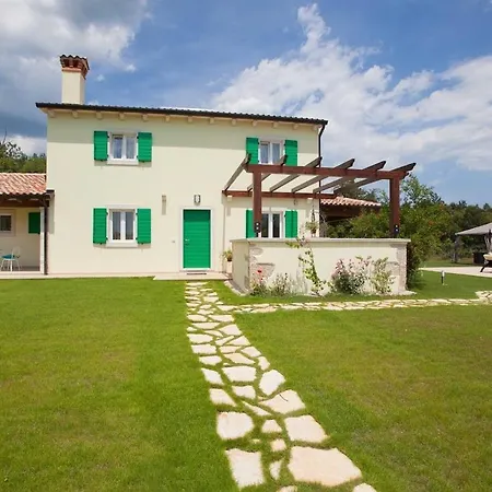 Agnese, A Charming Pool Surrounded By Nature * Veli Turini